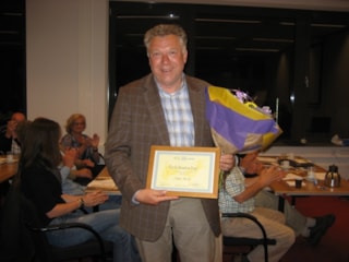 Damy Story werd benoemd als erelid van de vereniging