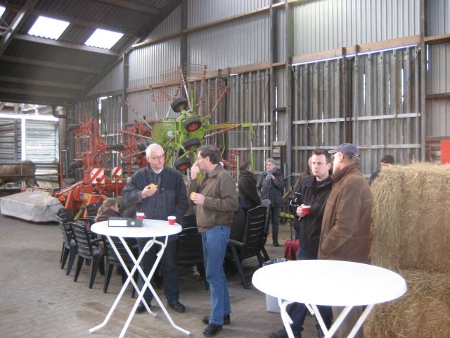 Bezoekersdag op het opfokstation