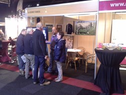 Goede belangstelling bij de stand