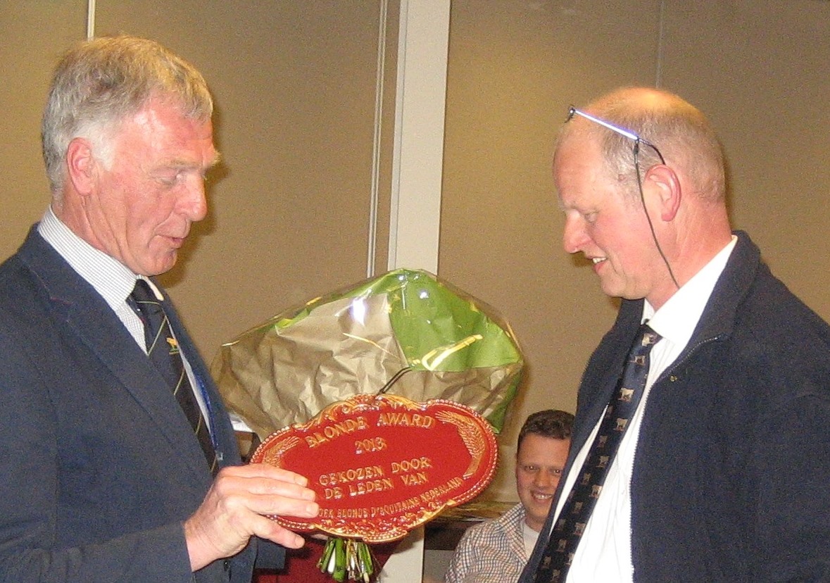 Wie wint Blonde Award 2014