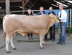 Jan Staal met veilingtopper BAC Ingmar 