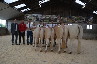 Kampioenen Koekange met jury