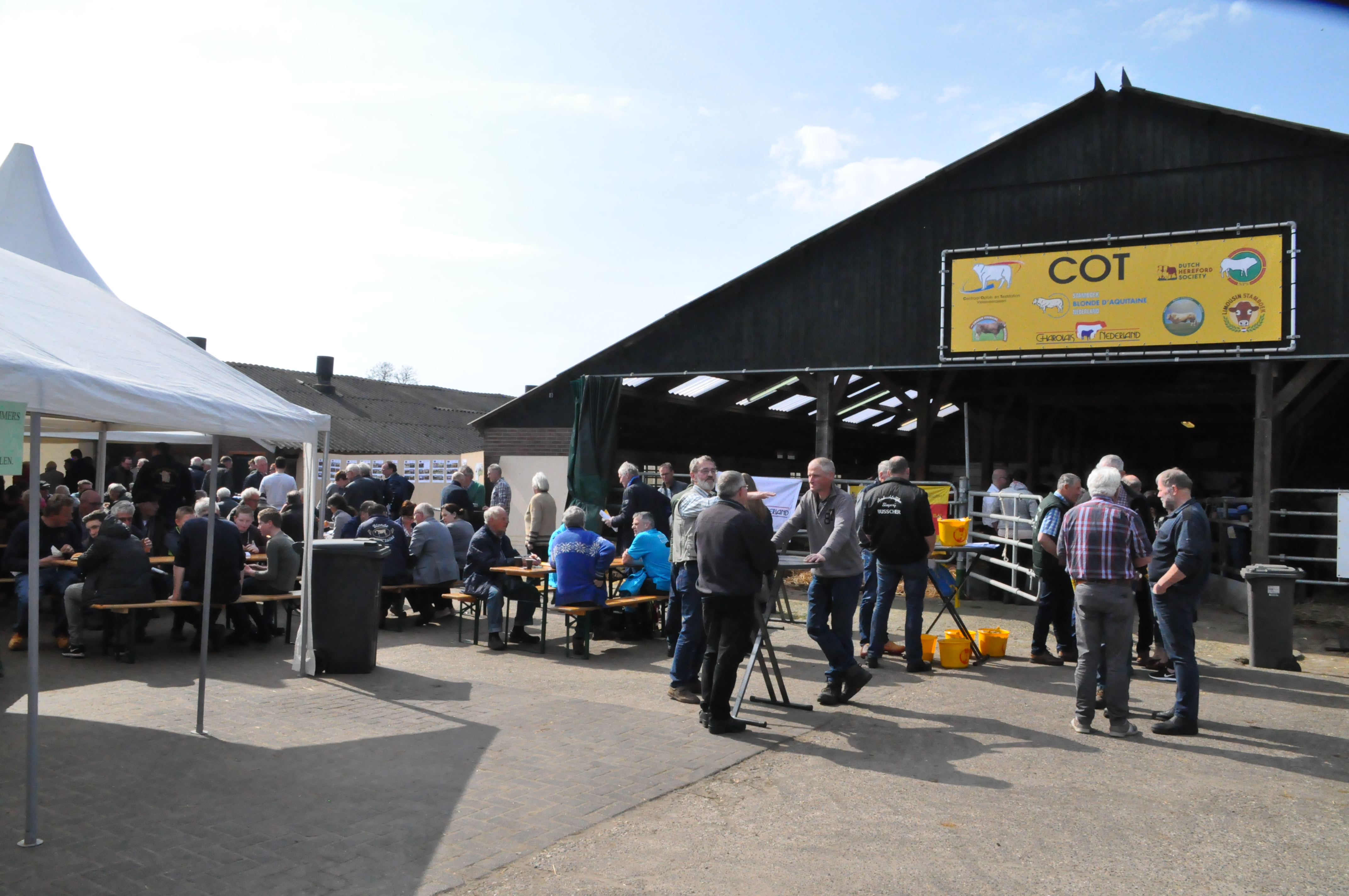 Informatie over fysiek bieden op het COT zaterdag 24 september