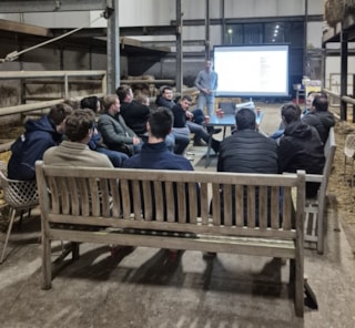 kennis op doen op bedrijf Hoogenraad